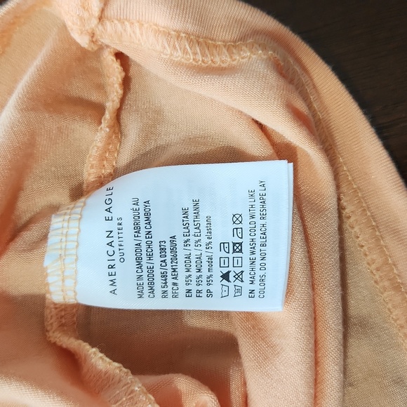EUC American Eagle Soft & Soft V-Neck Tee, Orange, Large - Picture 4 of 4
